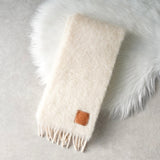 ロエベ アナグラム レザーパッチ モヘア マフラー ホワイト