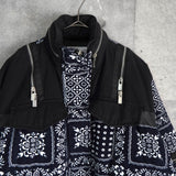 サカイ × レインスプーナー バンダナ柄 ジッパー ダウンジャケット ネイビー / ブラック