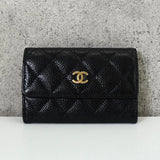 シャネル 1番台 ココマーク マトラッセ キャビアスキン カードケース ブラック - NEWSED