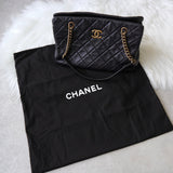 シャネル 1番台 ココマーク マトラッセ ラムスキン チェーンショルダーバッグ トートバッグ ブラック - NEWSED