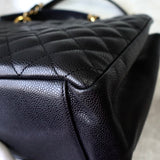 シャネル 1番台 ココマーク マトラッセ キャビアスキン GSTバッグ トートバッグ ブラック - NEWSED