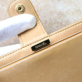 シャネル ココマーク キャビアスキン 二つ折り財布 長財布 ベージュ 11148266 - NEWSED