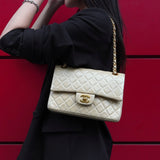 シャネル ココマーク マトラッセ23 ターンロック ラムスキン ダブルフラップ チェーン 2way ショルダーバッグ ベージュ 1番台6桁 - NEWSED