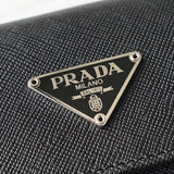 プラダ サフィアーノレザー トライアングルロゴ 三つ折り財布 ブラック 箱付き