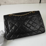 シャネル パリ限定 ココマーク ターンロック マトラッセ ラムスキン ダブルフラップ チェーンショルダーバッグ ブラック 2番台7桁 - NEWSED