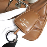 プラダ トライアングルロゴ サフィアーノ レザー 2way ハンドバッグ ショルダーバッグ ブラウン - NEWSED