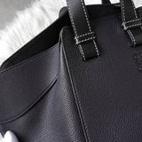 ロエベ ハンモック スモール レザー 2way ハンドバッグ ショルダーバッグ ネイビー - NEWSED