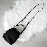 プラダ ポコノ テスート ナイロン サフィアーノ レザー 2way 巾着バッグ ショルダーバッグ トライアングルロゴ ブラック / ゴールド ギャランティーカード付き - NEWSED