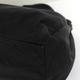 プラダ テスート ポコノ ナイロン トライアングルロゴ ギャザー 2way ハンドバッグ ショルダーバッグ ブラック - NEWSED