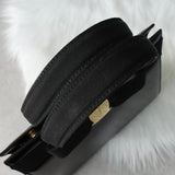 サルバトーレ フェラガモ ヴァラリボン 2way レザー ハンドバッグ ショルダーバッグ 自立型 ブラック - NEWSED