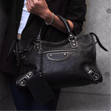 バレンシアガ ザ・シティ レザー 2way ハンドバッグ ショルダーバッグ ブラック - NEWSED