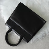 サルバトーレ フェラガモ ヴァラリボン 2way レザー ハンドバッグ ショルダーバッグ 自立型 ブラック - NEWSED