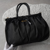 プラダ テスート ポコノ ナイロン/レザー 編み上げハンドル リボン ギャザー 2way ハンドバッグ ショルダーバッグ ブラック - NEWSED