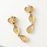 ジバンシィ 3連 ハート ティアドロップ モチーフ GP ゴールド ホワイト イヤリング - NEWSED