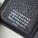 メゾン マルジェラ 4ステッチ 四つタグ レザー 三つ折り財布 コンパクトウォレット ブラック - NEWSED