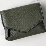 メゾン マルジェラ 4ステッチ 四つタグ レザー 三つ折り財布 コンパクトウォレット グリーン - NEWSED