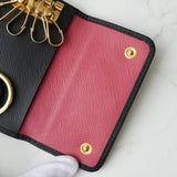 プラダ サフィアーノレザー 4連 キーケース ゴールド / ブラック - NEWSED