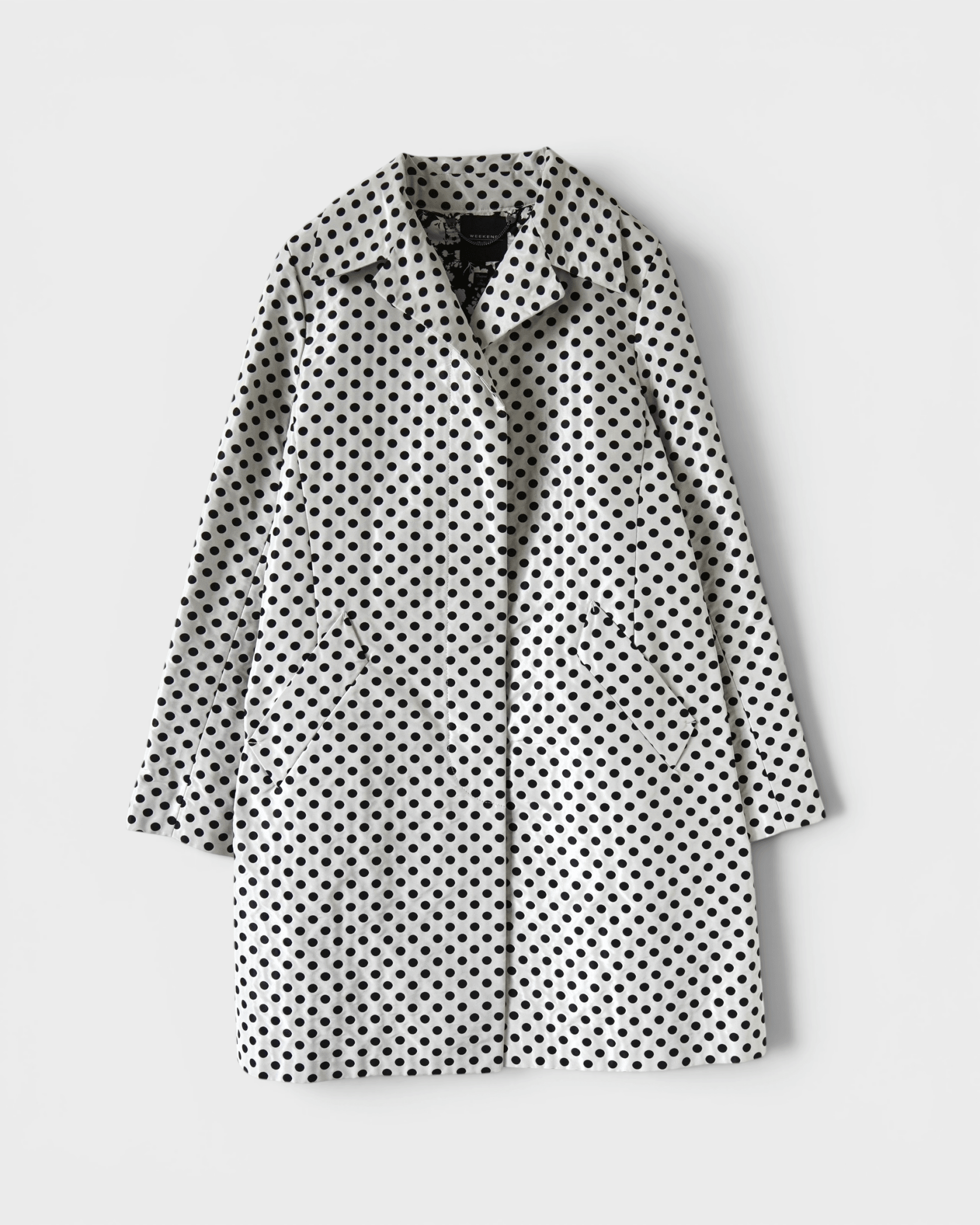 コート(レディース) | ブランド古着を扱うリユースショップ NEWSED コート(レディース) | ブランド古着を扱うリユースショップ NEWSED