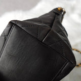 シャネル マトラッセ ラムスキン チェーンショルダー トートバッグ ショルダーバッグ ブラック シリアル4番台7桁 保存袋 ギャランティーカード付き - NEWSED