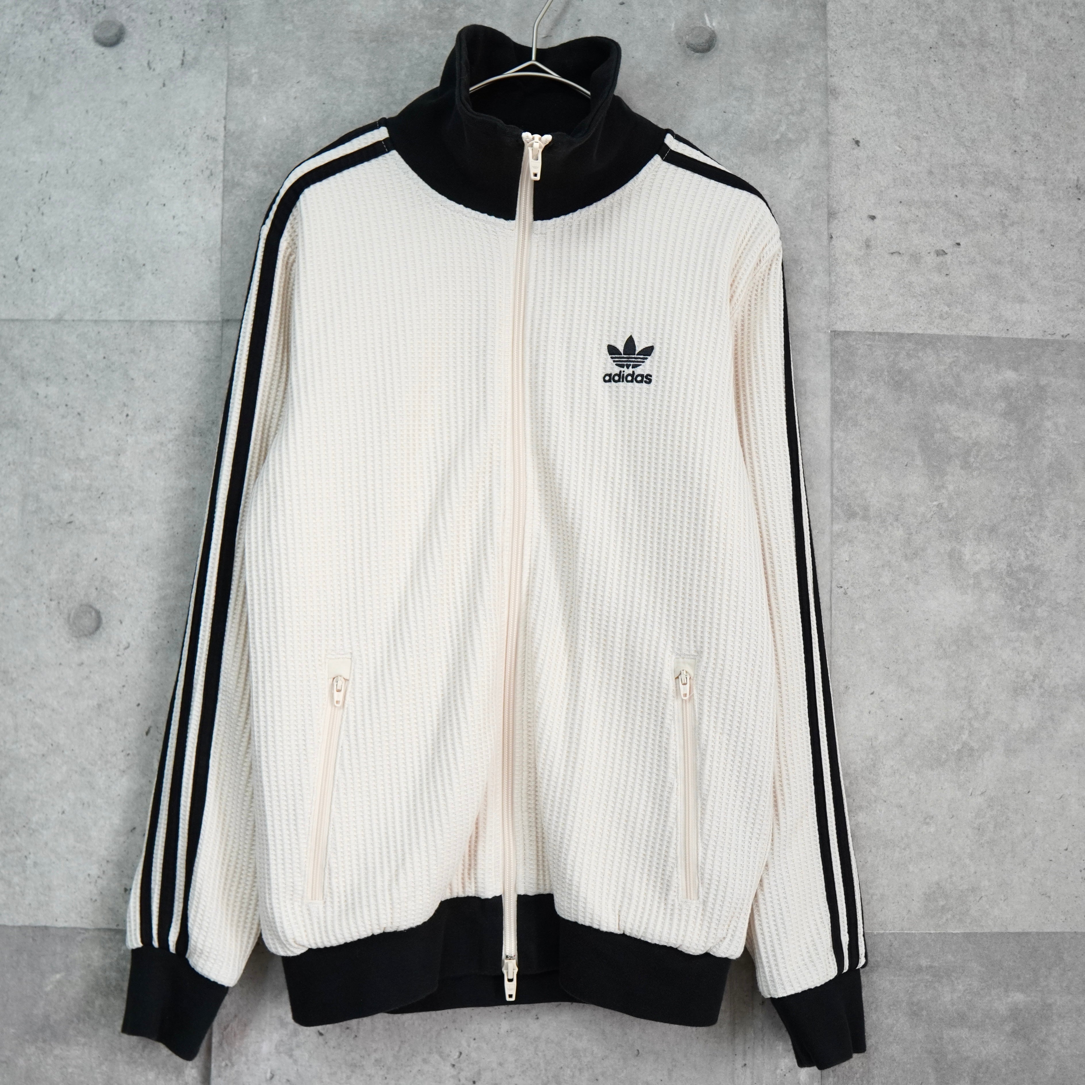 adidas(アディダス)アイテム一覧 | ブランド古着を扱うリユース