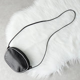 ジバンシィ ヴィンテージ 4Gロゴ レザー ショルダーバッグ ブラック - NEWSED