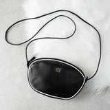 ジバンシィ ヴィンテージ 4Gロゴ レザー ショルダーバッグ ブラック - NEWSED