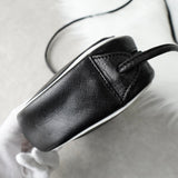 ジバンシィ ヴィンテージ 4Gロゴ レザー ショルダーバッグ ブラック - NEWSED