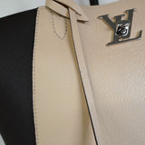 ルイ ヴィトン ロックミー カバ トートバッグ ベージュ / ブラック M42289