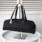 シャネル ニュートラベルライン ボーリングバッグ ブラック