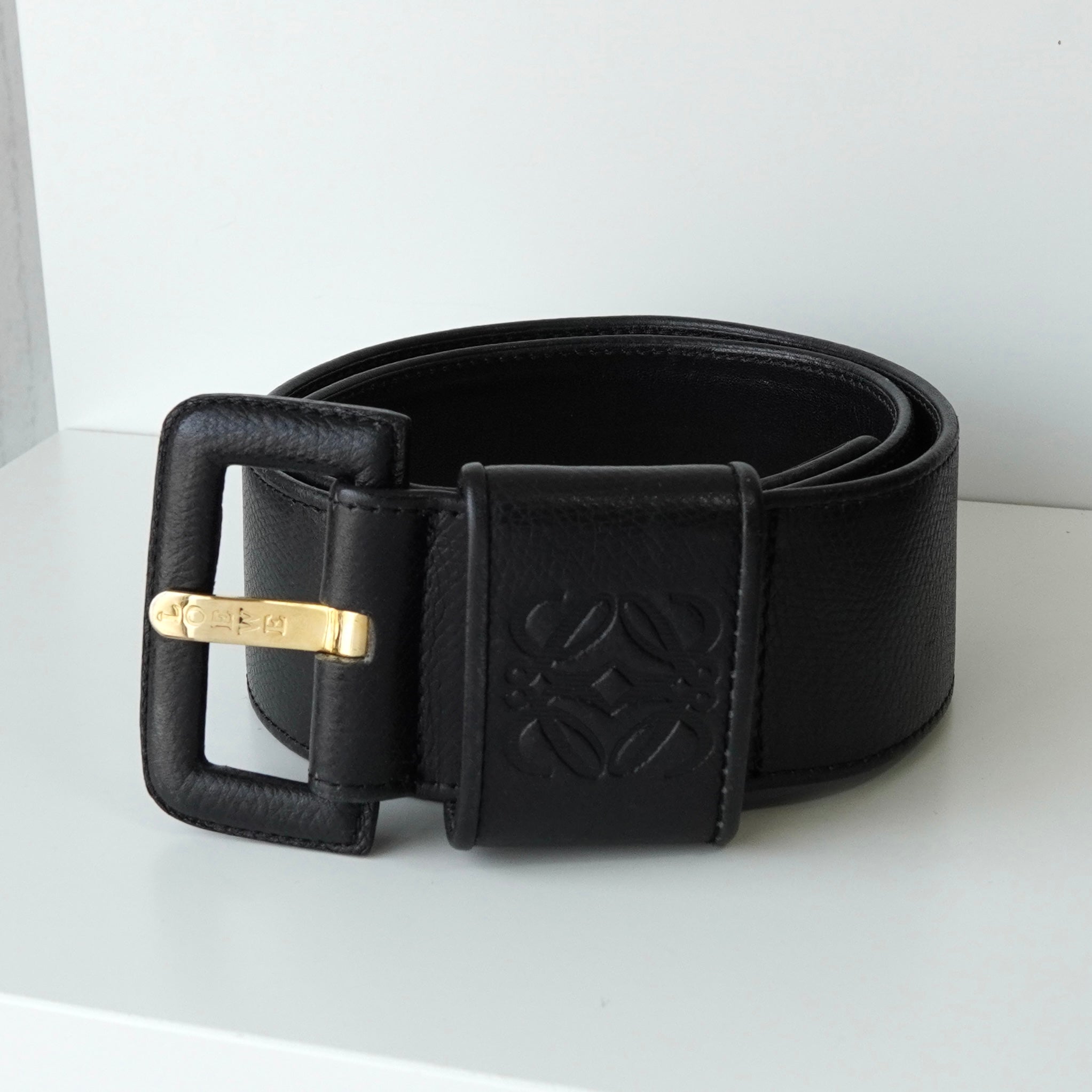 LOEWE ブラック　アナグラム　　レザーベルト LOEWE ロエベ ベルト ブラック アナグラム レザー vintage