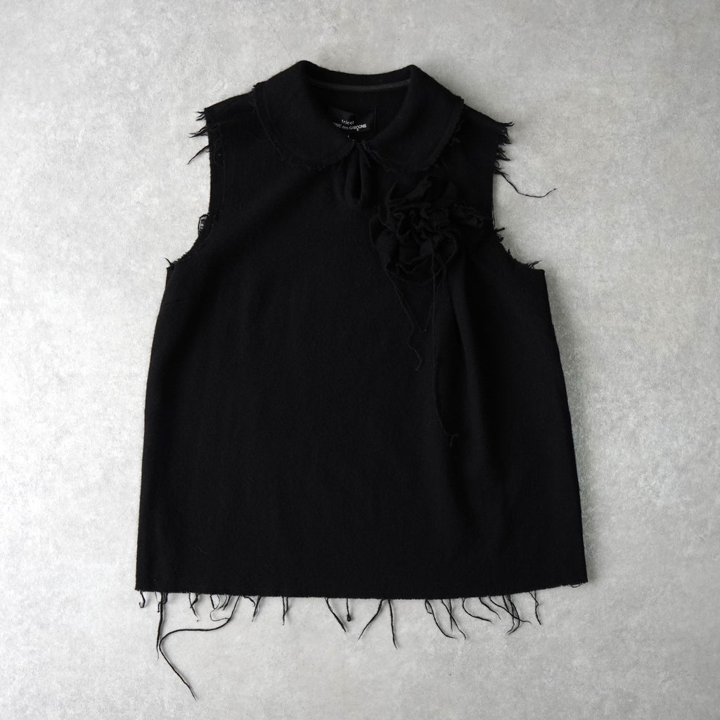 トリコ コムデギャルソン 2003年製 薔薇 装飾 カットオフ ウール ベスト レディース ブラック