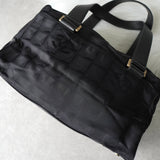 シャネル 7桁7番台 ニュートラベルライン ボーリングバッグ ハンドバッグ 肩掛け ブラック - NEWSED