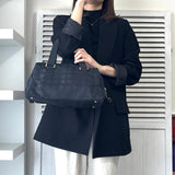 シャネル 7桁7番台 ニュートラベルライン ボーリングバッグ ハンドバッグ 肩掛け ブラック - NEWSED