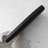 シャネル 7桁8番台 ココマーク キャビアスキン 三つ折り財布 ブラック ギャランティーカード付き - NEWSED