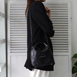 エムエムシックス メゾン マルジェラ レザー ジャパニーズバッグ クロスボディ ショルダーバッグ ブラック