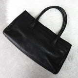 シャネル 8桁1番台 2.55 エグゼクティブ キャビアスキン トートバッグ ブラック - NEWSED