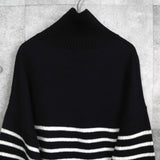 アミパリ アミ パリス ハートロゴ ボーダー タートルネック ニット ブラック / ホワイト