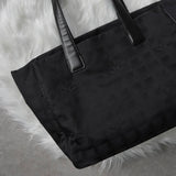 シャネル 9番台 ニュートラベルラインMM トートバッグ ブラック - NEWSED