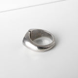 グッチ シルバー925 シグネットリング 指輪 シルバー / ブラック 17号 - NEWSED