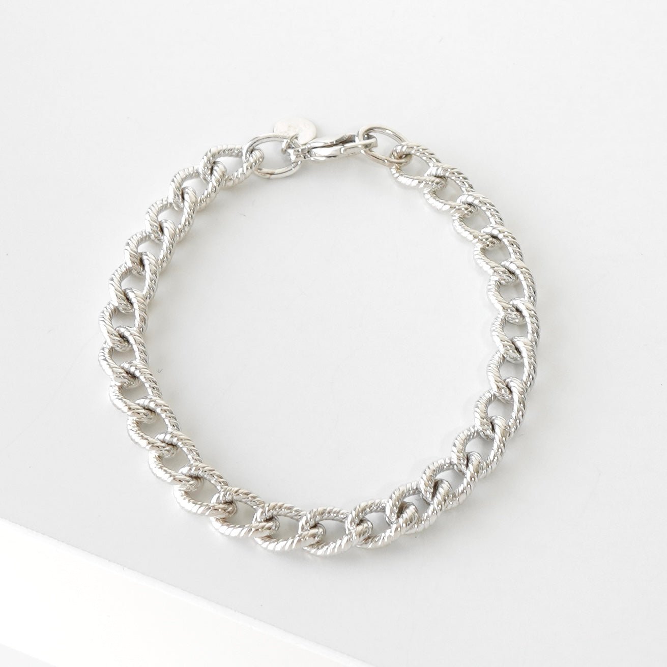 美品 TIFFANY&CO. ツイスト カフス シルバー F252064 925-346718.jpg?v=1728060830