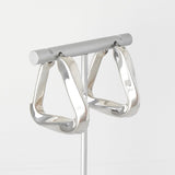 ボッテガヴェネタ トライアングル フープ シルバー925 ピアス - NEWSED