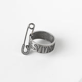 ヴィヴィアン ウエストウッド オーブ ピン ラインストーン シルバー925 指輪 リング Mサイズ 13.5号 - NEWSED