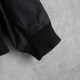 プラダ トライアングルロゴ ナイロン ボンバージャケット スタジャン ブルゾン ブラック メンズ