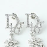 ディオール ロゴ ラインストーン スノー クリスタル ピアス シルバー