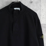 ストーンアイランド コンパスバッジ ハーフジップ ガーメントダイ スウェット ブラック メンズ