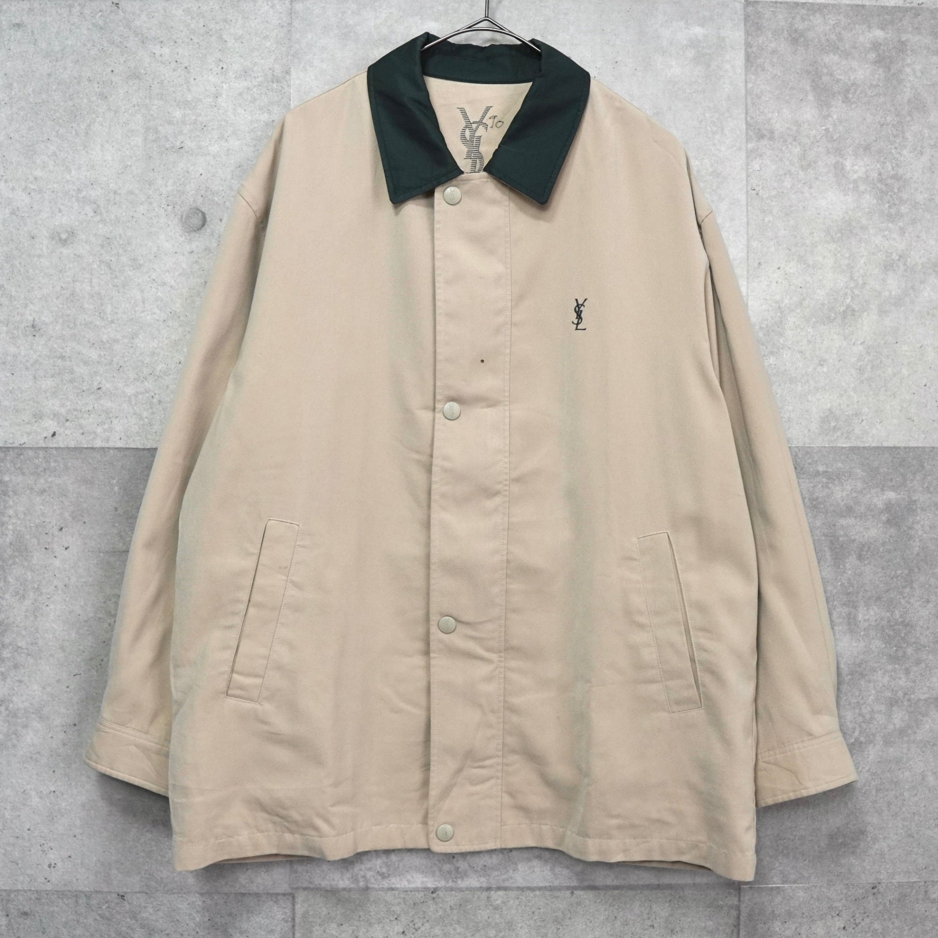 イヴサンローラン　クロップドジャケット　コーデュロイ　ノーカラー　ヴィンテージ イヴサンローラン クロップドジャケット コーデュロイ ノー