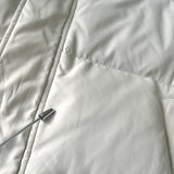 バレンシアガ ヴィンテージ BBロゴ ダウンジャケット アイボリー - NEWSED