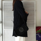 ロエベ スタッズ アナグラム ハラコレザー / ファー ショルダーバッグ ブラック