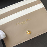 クリスチャン ディオール CDロゴ カナージュ レザー 二つ折り財布 ブラック - NEWSED
