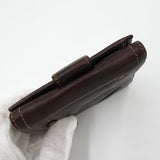 クリスチャン ディオール ヴィンテージ Dロゴ サドル レザー 二つ折り財布 ブラウン - NEWSED